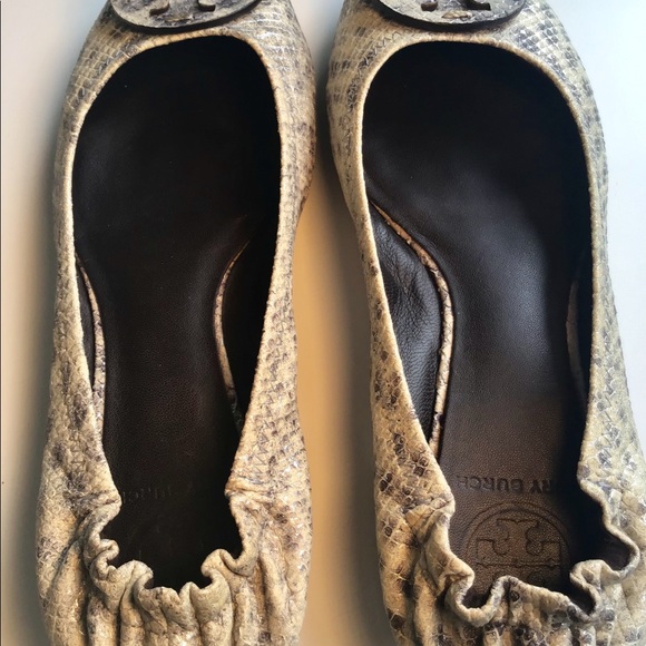 Tory Burch cream/grey snakeskin flats size 7.5 - Picture 5 of 5